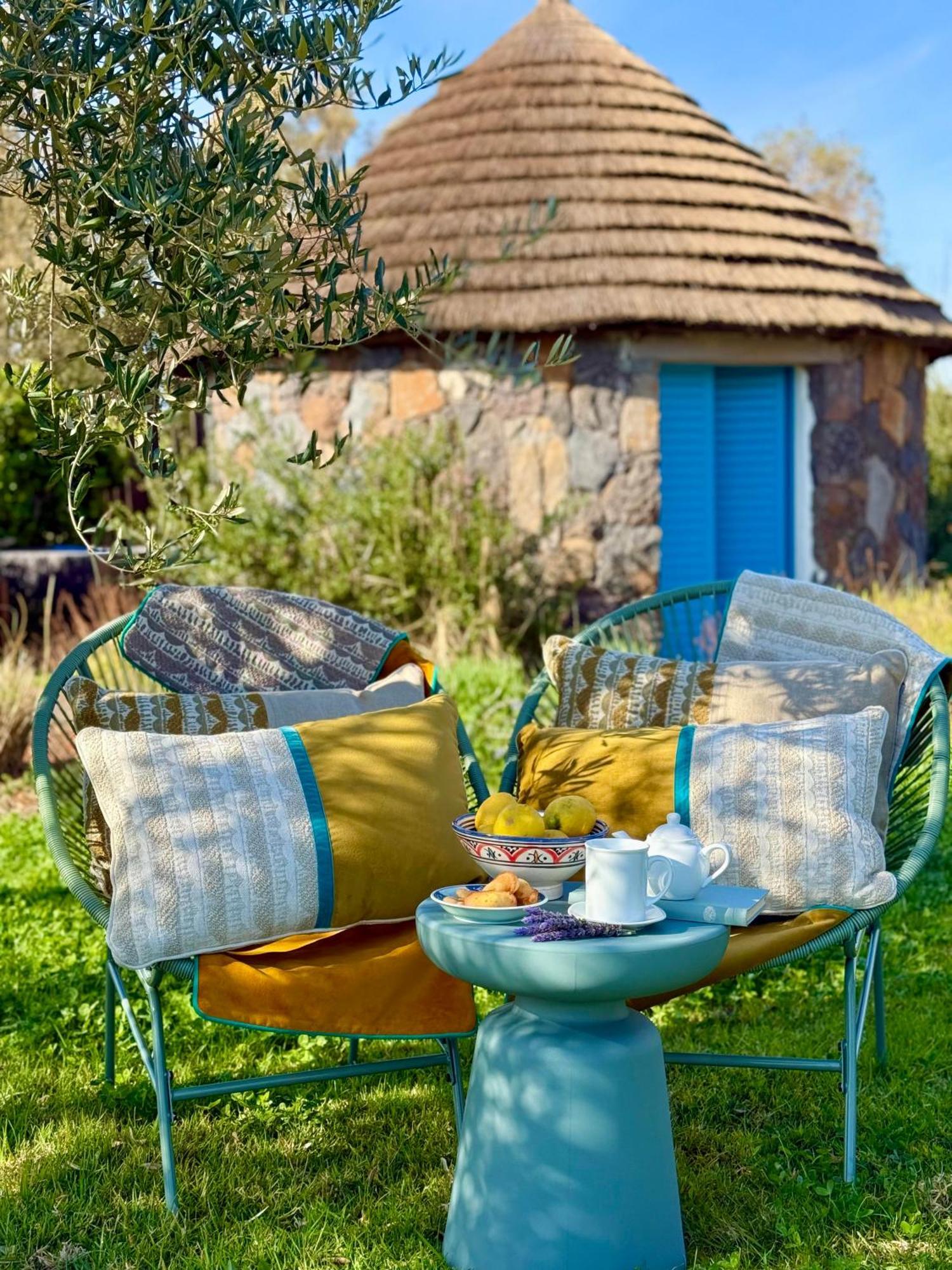 Is Cheas Wine Farm Boutique Hotel San Vero Milis Exterior foto